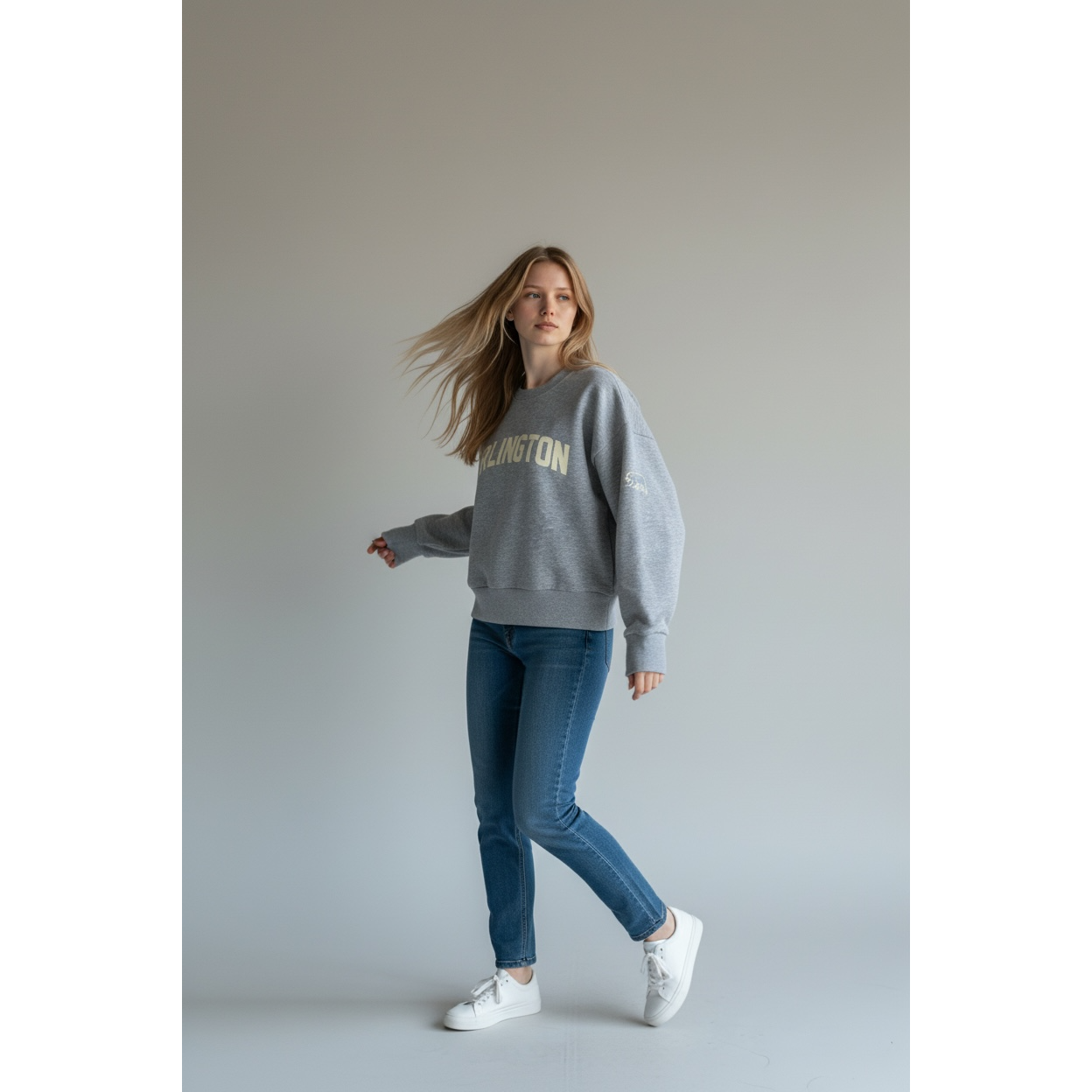 Arlington Women's Heavyweight Crewneck Fleece